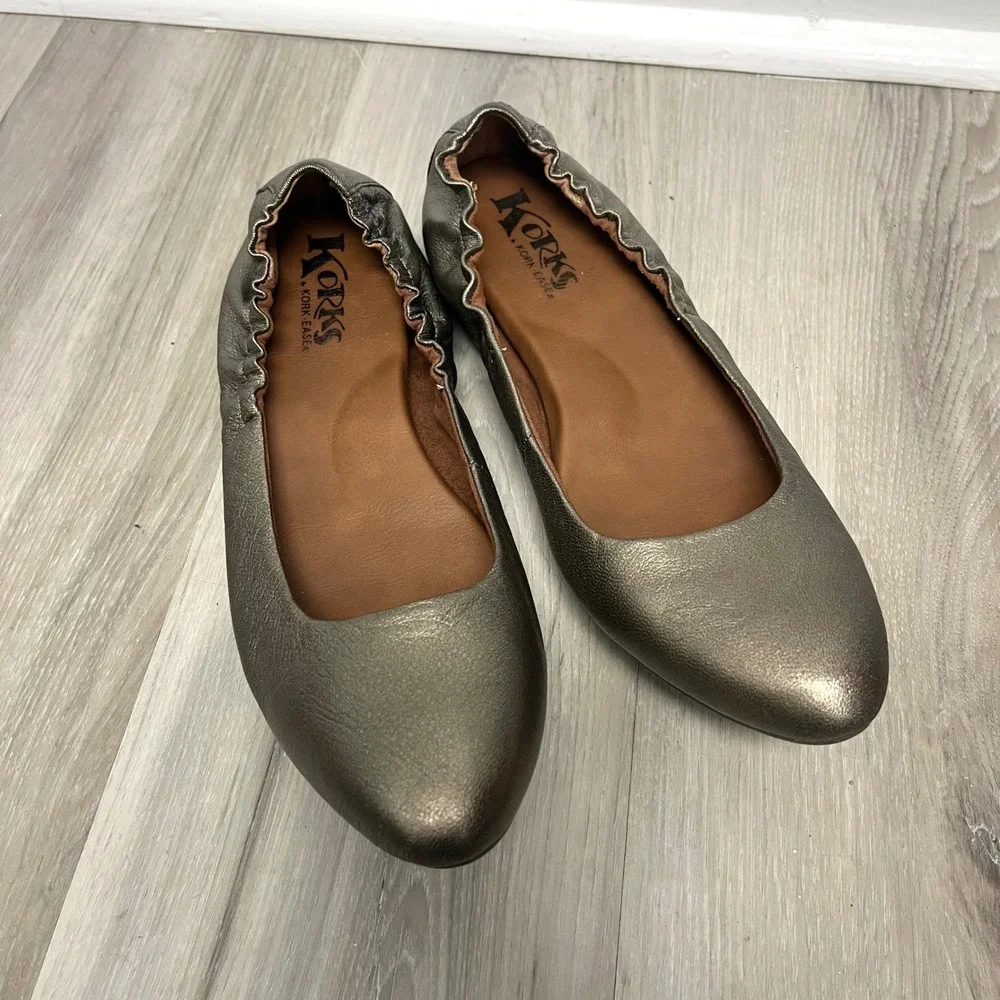 Korks by Kirk-Ease Flats Women's 9 Julie Pewter Metallic Leather Ballet